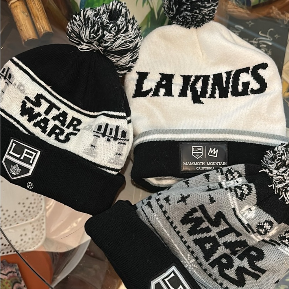 Star Wars LA Kings Black and White Beanie Set